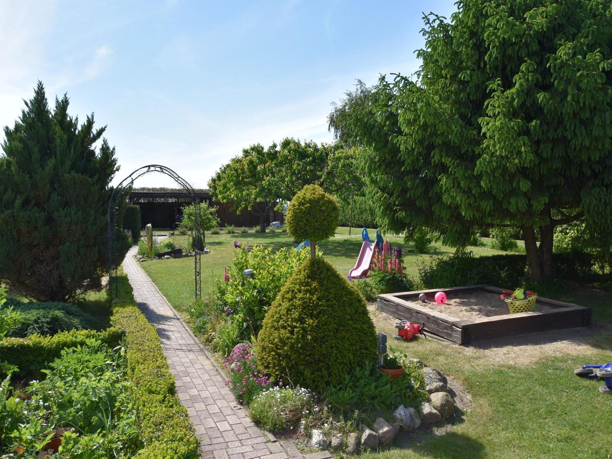 Blowatz Beautiful Apartment In Robertsdorf With Garden מראה חיצוני תמונה